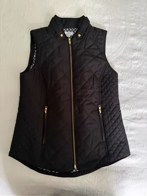 Crown & Ivy Quilted Black Sleeveless Vest Jacket - Classic Lightweight Outerwear thumbnail 1