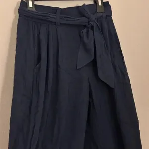 Hollister Co. Ultra High Rise Culottes‎ Pants Navy Size XS Women thumbnail 5