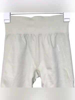 Gymshark Light Mint Green Knit Stretch Shorts Size Medium Womens thumbnail 2