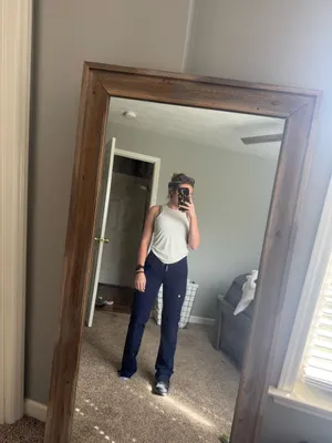 FIGS Fig Scrub Pants thumbnail 3