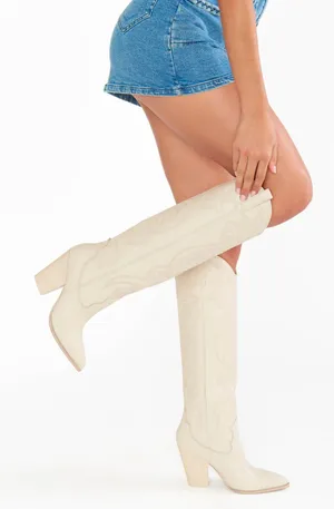 Steve Madden NWT  Lasso Western Boot in bone. Size 7 thumbnail 2