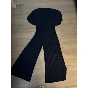 NEW Off Shoulder Strapless Pleated Wide Leg Palazzo Pants Jumpsuit L thumbnail 2