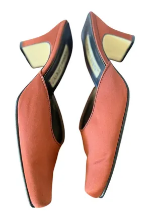 Y2k 90s Minimalist Orange Red Rust Satin Square Toe Chunky Kitten Heel thumbnail 1