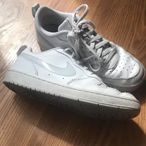 Nike Women’s Court Vision Low Shoes in White size 6.5 Shoe Casual or Basketball thumbnail 1