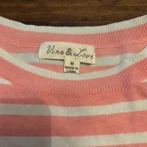 Vine & Love pink stripe short ruffle sleeve light weight sweater medium thumbnail 2