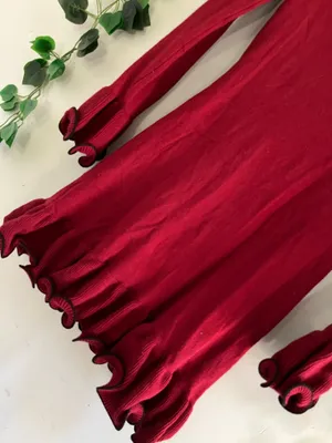 Red dress thumbnail 2