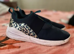 Cloves Shoes Blue Size 9 thumbnail 1
