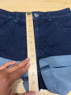 American Eagle Super Hi-Rise Shortie Dark Wash Stretch Denim Shorts Size 8 thumbnail 9