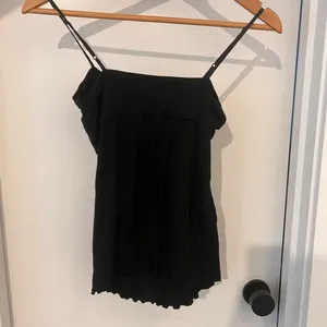 Banana Republic Black Fitted Camisole Top thumbnail 4