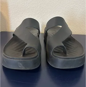 Crocs Women’s Platform Sandals Black 8 thumbnail 2