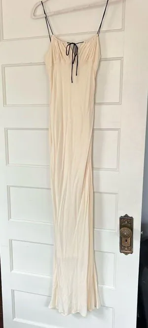 Revolve Brand new dress thumbnail 2