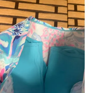Lilly‎ Pulitzer Luxletic Blue And Pink Maryana Skort Size Small thumbnail 5