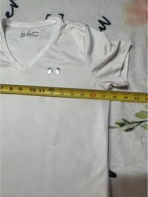 Under Armour WhiteShort Sleeve T-Shirt Women’s Size M thumbnail 6