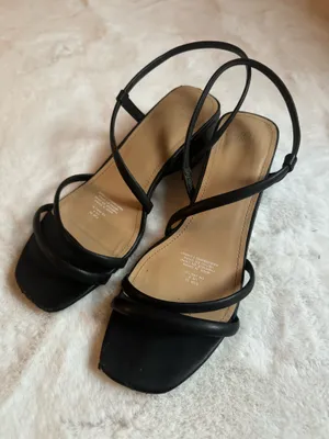 H&M Sandals Black thumbnail 2