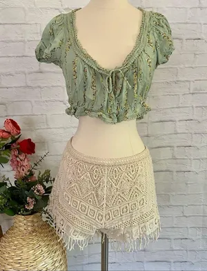 Boutique Crochet Shorts thumbnail 1