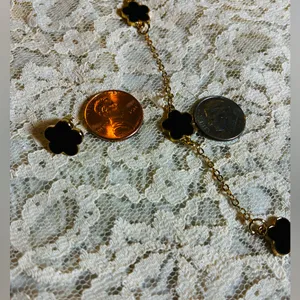 BLACK AND GOLD CLOVER Necklace Bracelet and earring set thumbnail 3