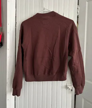 Abercrombie Crewneck thumbnail 3
