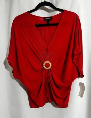 Women's karen Kane Rattan Buckle Twist Top thumbnail 1