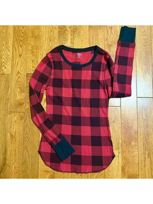 Women’s Size Medium Old Navy Red Plaid and Cactus Long Sleeve Thermal Bundle thumbnail 5