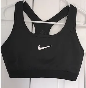 Nike Dry Fit Sport Bra Size M thumbnail 4