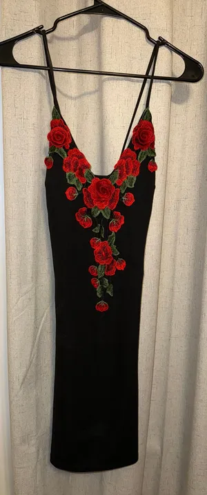 Windsor Black dress with red flowers thumbnail 1