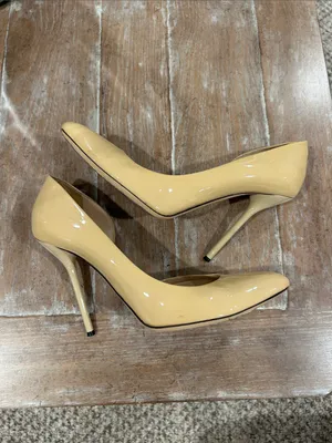 Gucci D’Orsay Patent Leather Pumps thumbnail 3