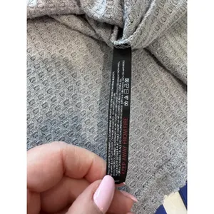 Out From Under Urban Outfitters Grey Waffle‎ Knit Button Front Long Sleeve Top M thumbnail 8
