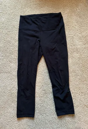 Lululemon Pace Rival Crop *22" in Black thumbnail 5