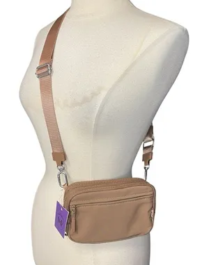 NWT 3-in-1 Crossbody, Belt & Wristlet‎ Bag thumbnail 1