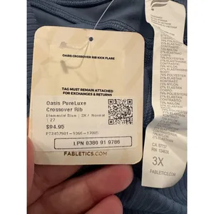 Women's Fabletics Pants Size 3X Blue in thumbnail 9