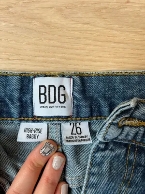 Urban Outfitters BDG High-Rise Baggy Straight Leg Jeans 26 thumbnail 4