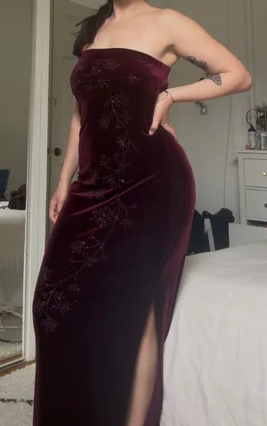 City Triangles velvet burgundy maxi dress with leg slit thumbnail 1
