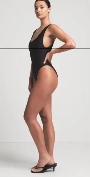SKIMS Scoop Neck One Piece Swimsuit NWT XL thumbnail 3