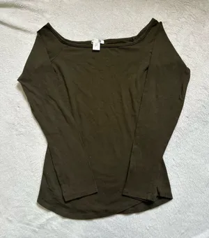 Women’s Bozzolo wide neckline top sz S thumbnail 1
