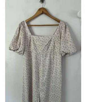 NWT Glamorous Bloom Maternity Ditsy Floral Smocked Straight Leg Jumpsuit Sz XS thumbnail 4