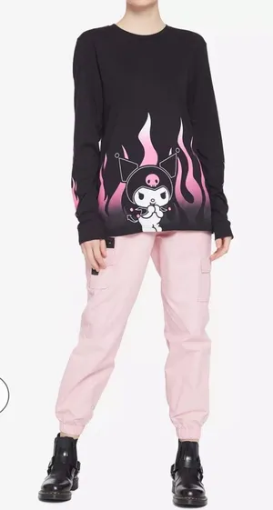 Hot Topic Sanrio Kuromi Pink flames T- shirt SZ M thumbnail 1