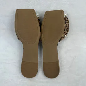 Betsey Johnson Womens Leopard Print Pearl Bow Square Toe Flat Slide‎ Sandals 5 thumbnail 3
