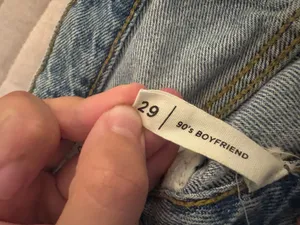 PacSun 90s Boyfriend Jeans thumbnail 3