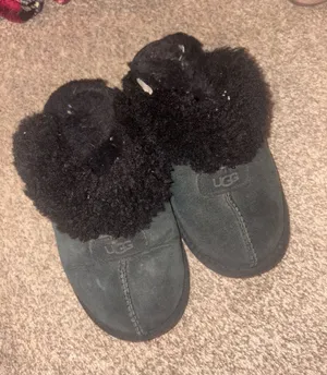 UGG Slippers thumbnail 1