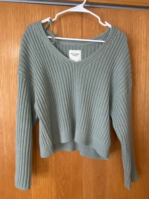 Abercrombie Sweater thumbnail 1