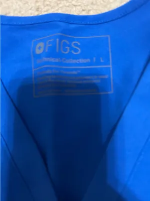 FIGS Scrubs Set thumbnail 3