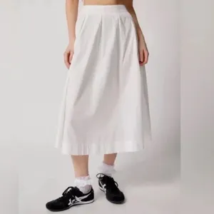 For Love And Lemons White Skirt Set - Both Pieces Linen Vacay Set thumbnail 4