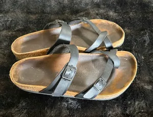 Birkenstock 39 Mayari Black Sandals Women Size 8.5 shoes thumbnail 1