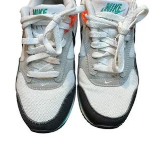 Nike Air Max Shoes Womens Size 7.5 White Teal Black Running Sneakers 511417-136 thumbnail 2