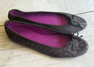 GAP Women's   Ballet Flats with Purple Lining And Pattern Sz 8 thumbnail 1