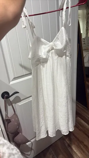 Amazon White Dress thumbnail 4