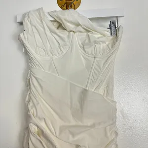 HOUSE OF CB Clementine Cut Out Mini Dress in White Size X-Small thumbnail 7