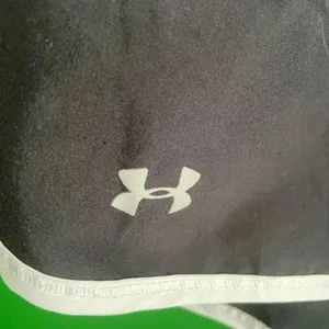 Under Armour Running Shorts‎ Black with Built In Panty Size Small EUC! thumbnail 2