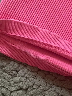 Happiness Runs Sweetheart Crop Tank thumbnail 5