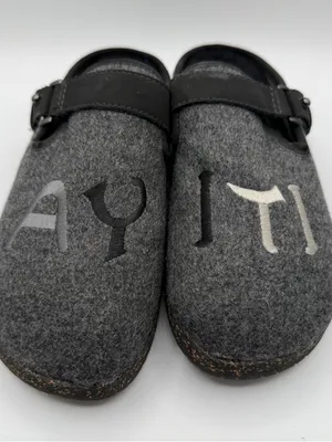 Earth Dream Aymii Wool Felt Clogs Women 8 Black Embroidered Buckle Mules thumbnail 3